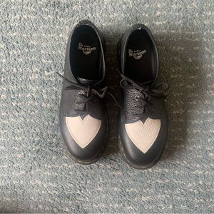 Dr. martens 1541 heart oxfords